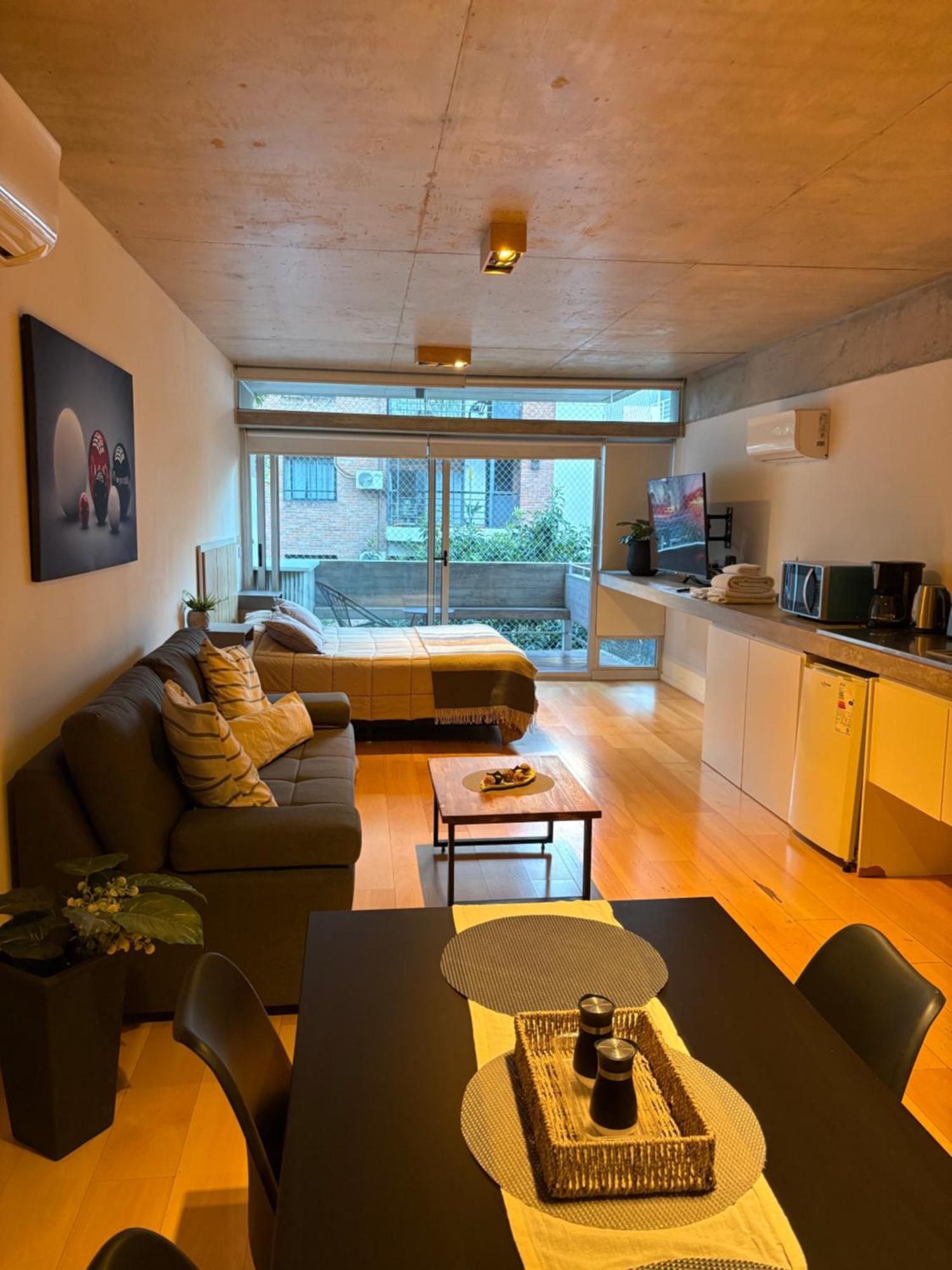 Soler Con Balcon Apartamento *